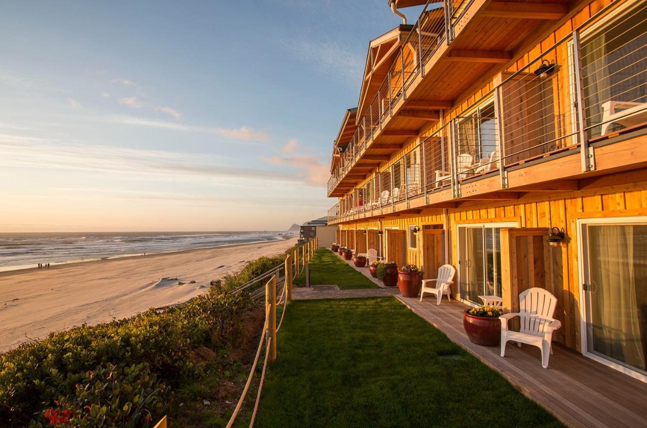 Pelican Shores Inn リンカーン・シティー エクステリア 写真